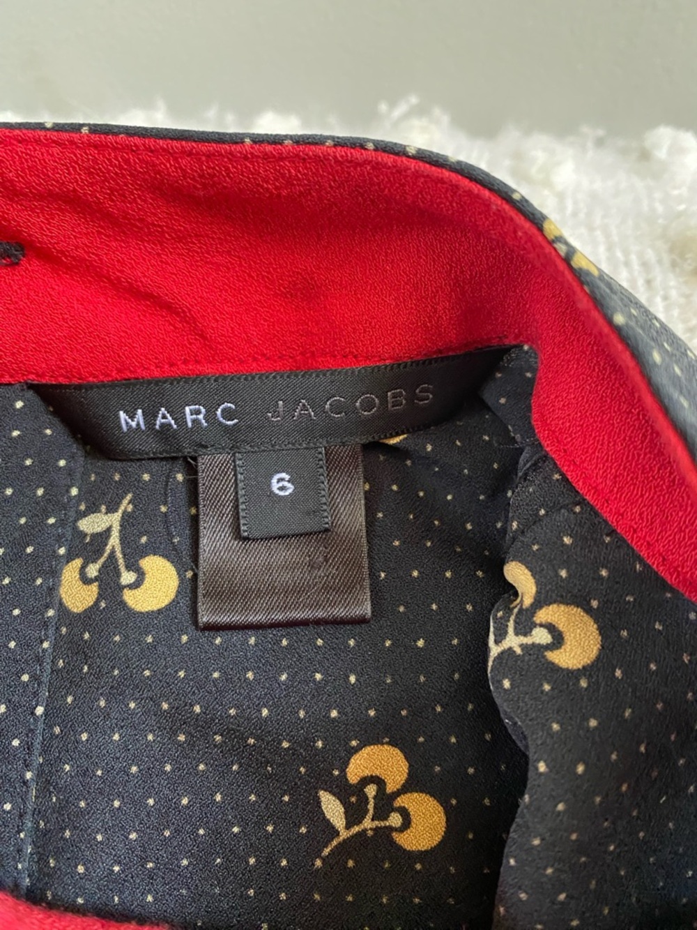 {Marc Jacobs} Silk Cherry Blouse - Picture 8 of 11